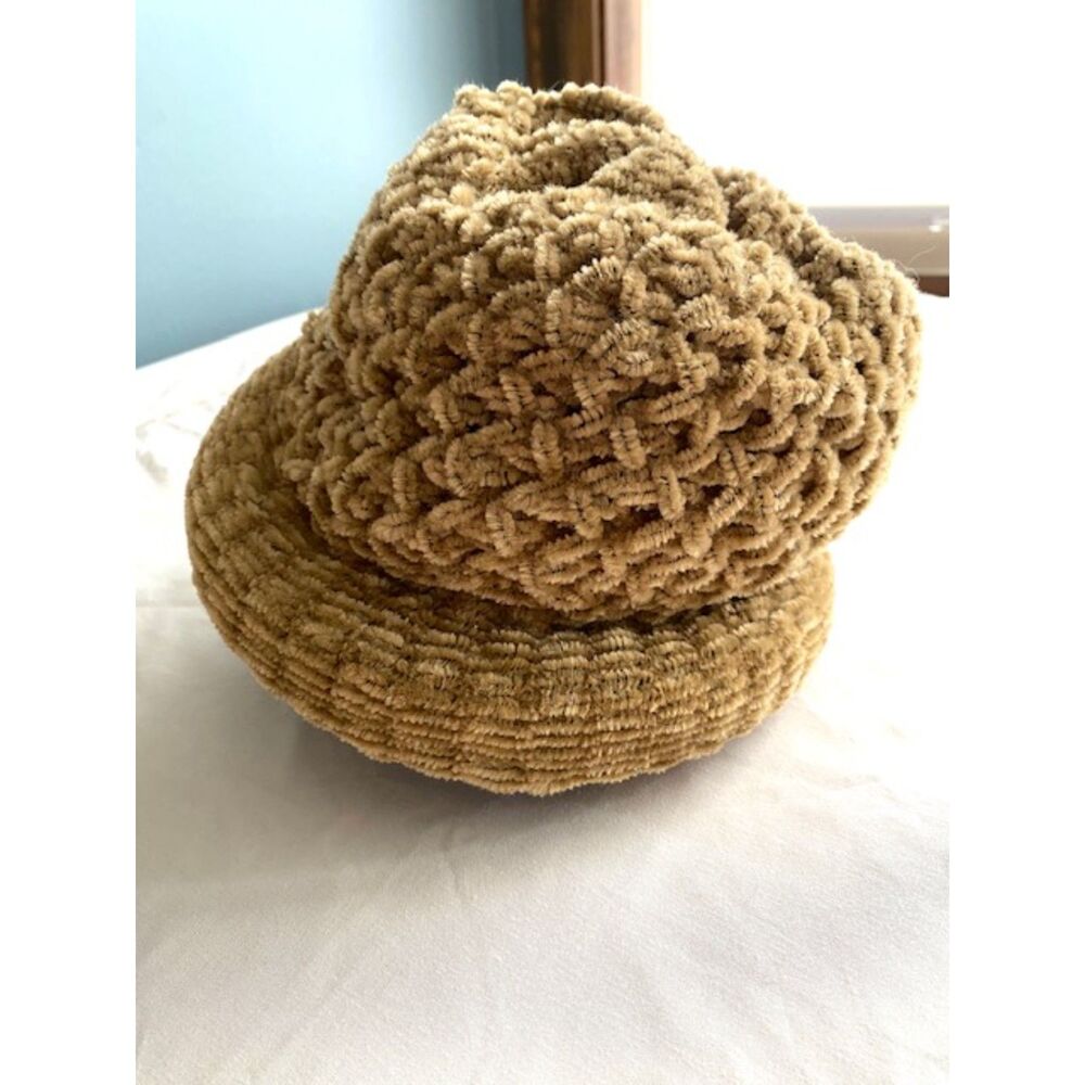 Fun Winter Brown Hat Vintage Look